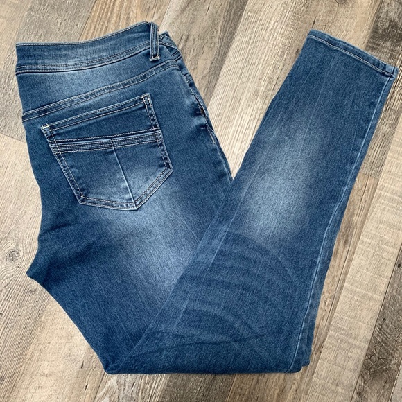 Mossimo Skinny Denim Jeans - Picture 9 of 9